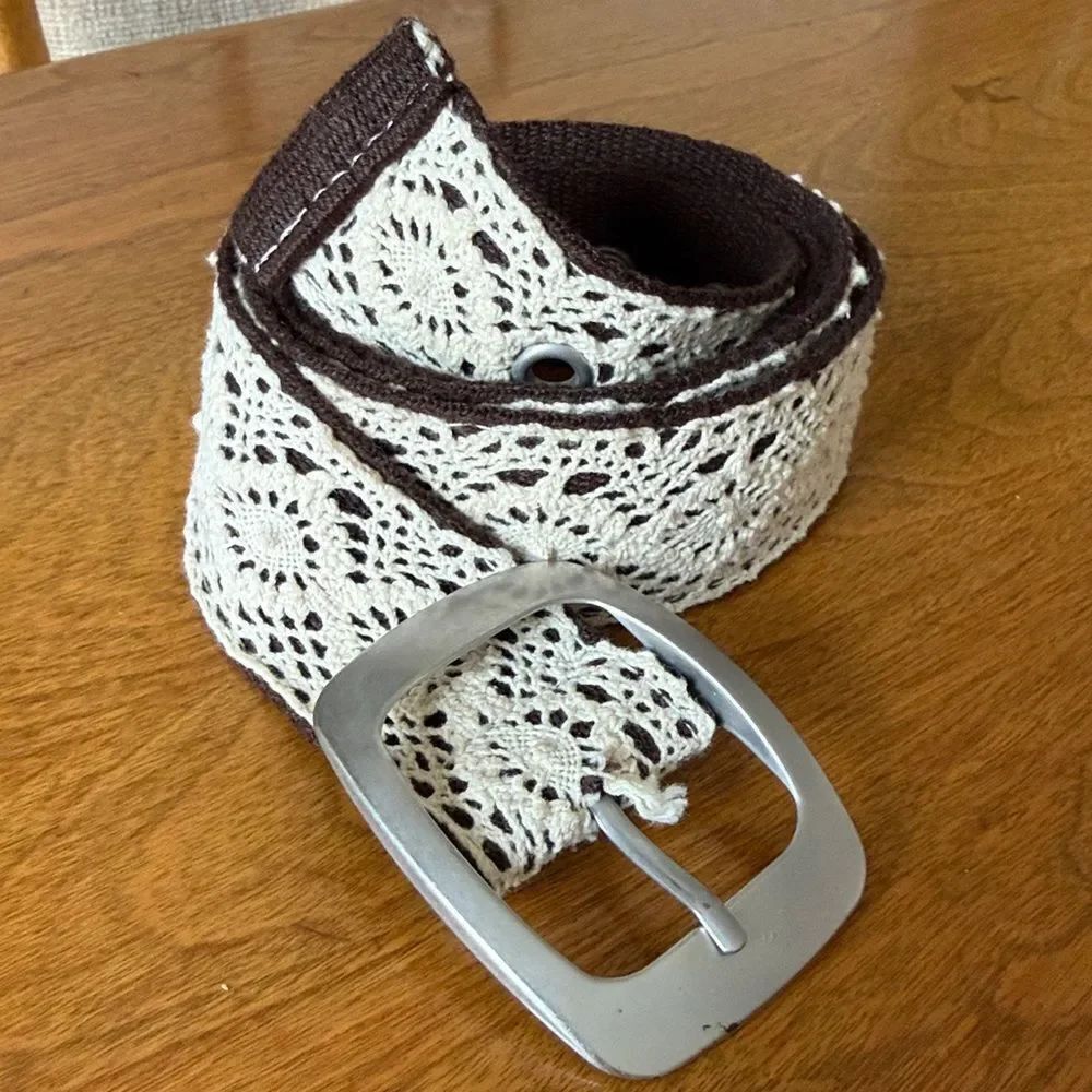 Lace belt